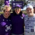 Volunteer with PanCAN founder and singer Erin Willett at Orange County 5K pancreatic cancer walk